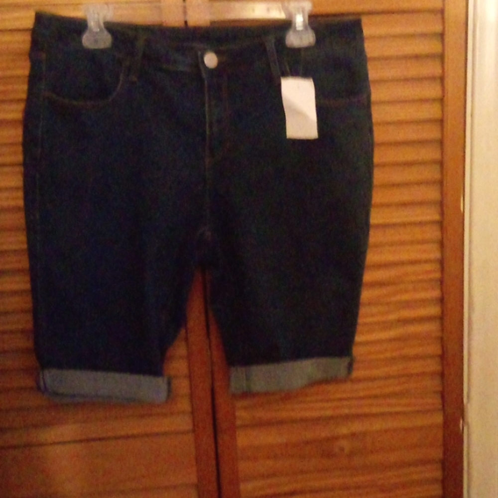 Bermuda denim shorts